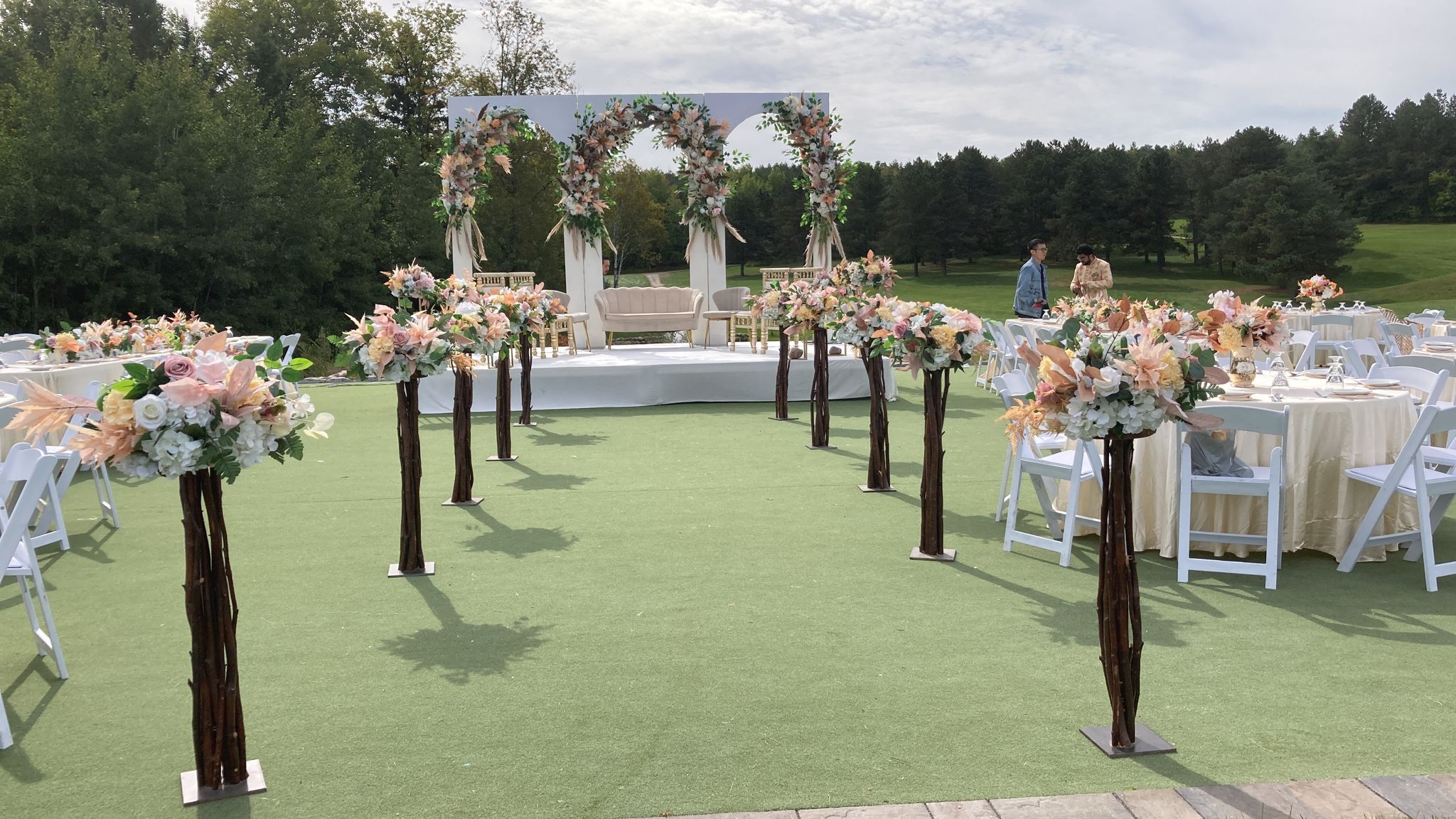 Outdoor Amira Garden